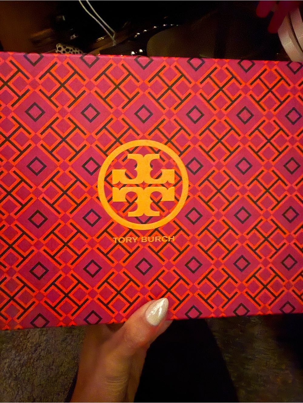 Tory Burch Pink and Orange Geometric Signature Box with Gold Logo Sticker - Picture 1 of 5